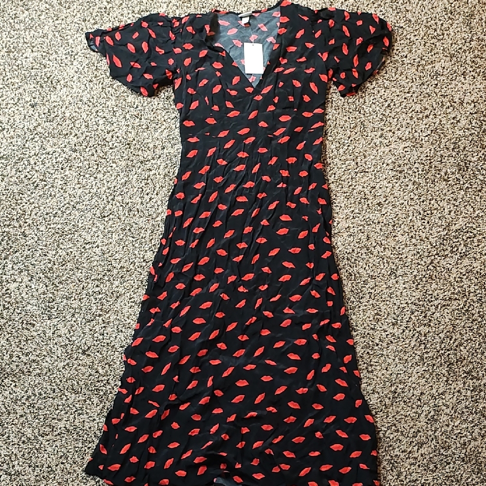 A New Day | Red Lips Maxi V-Neck Dress With Puffy Sleeves